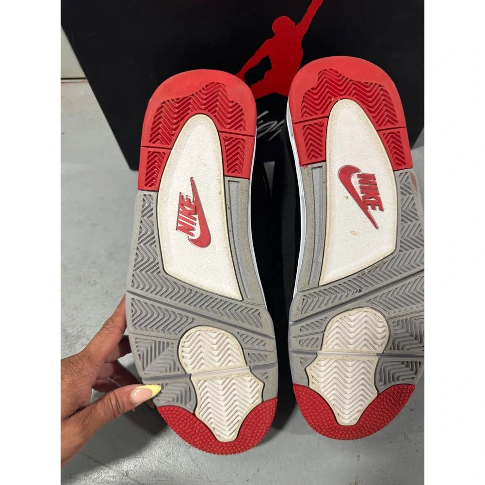 Nike Air Jordan 4 Retro Bred 2019 Black Fire Red Cement Grey Mens 10.5